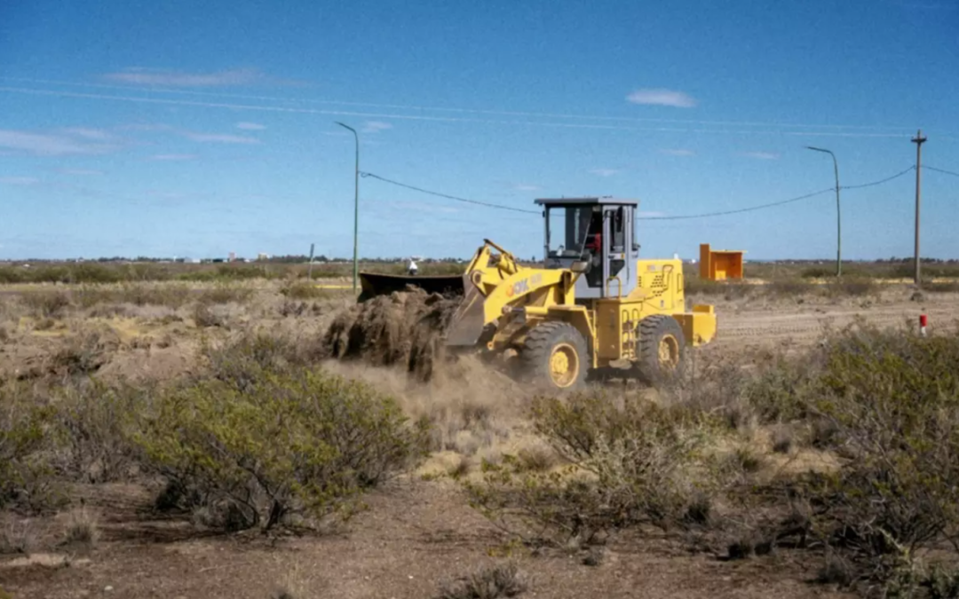 Inició la limpieza del terreno construirán el Cuartel de Bomberos de Playa Unión